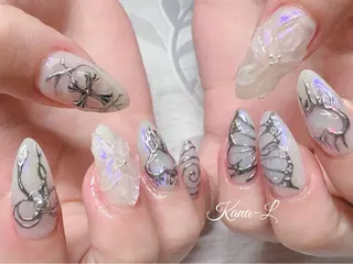 ネイル 芦辺 香奈のネイルデザイン