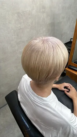 ショート カラー メンズ 荒川 桃花のヘアスタイル