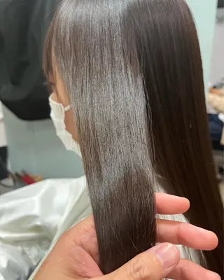 ロング カラー パーマ 艶髪専門美容師🏄 kazuレスlessのヘアスタイル