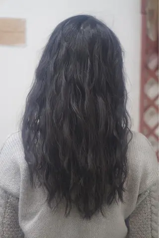 ミディアム セミロング ロング カラー 枝毛カット&髪質改善 満足NO.1岡しゃんのヘアスタイル