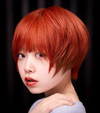 ショート カラー ネイル マツエク・マツパ アイブロウ 松尾 泰伸のヘアスタイル