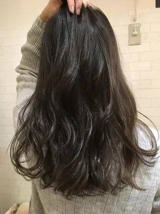 ミディアム カラー ヘアアレンジ IVY villa Suzu.のヘアスタイル