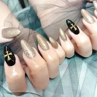 ネイル 柘植 祐子のネイルデザイン