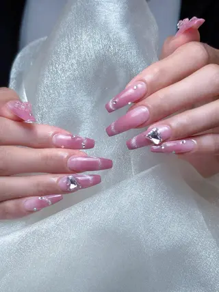 ネイル 里奈 Nailのネイルデザイン