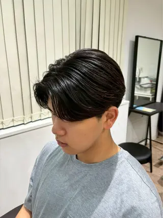 メンズ EXCIA 三宮のヘアスタイル
