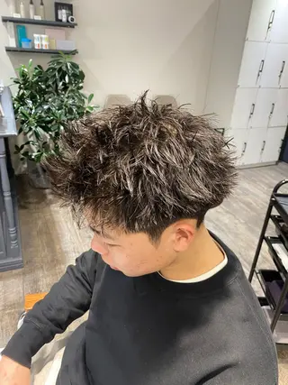 ショート メンズ 大阪/メンズパーマ /海外風/江﨑翔のヘアスタイル