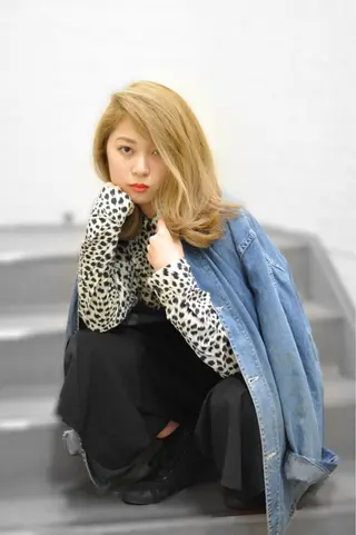 セミロング カラー Suzuki Atsushiのヘアスタイル