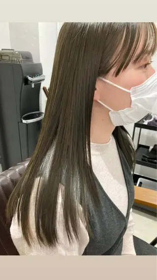ロング Larry🌼中下 美香のヘアスタイル