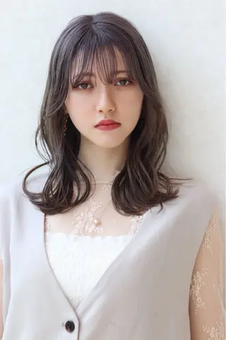 ミディアム 中尾 碧斗のヘアスタイル