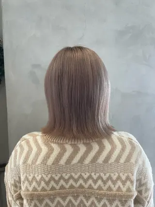 カラー 井上 嘉名のヘアスタイル