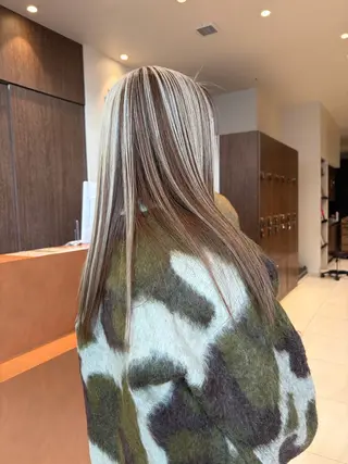 ロング カラー ルナ|縮毛矯正 ×デザインカラー🥝のヘアスタイル