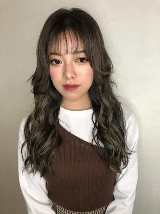 HEARTS和田 ひかりのヘアスタイル