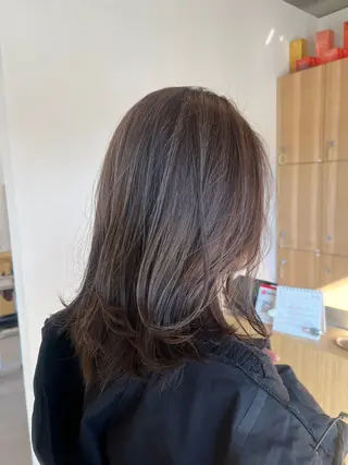 セミロング カラー Ore🫧タナカマヤ /柔らかい質感カラーのヘアスタイル