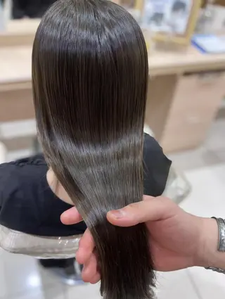 ロング 片野 友椰のヘアスタイル