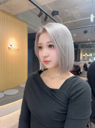 ショート カラー ARIA💎縮毛矯正 ブリーチ💎複雑履歴のヘアスタイル