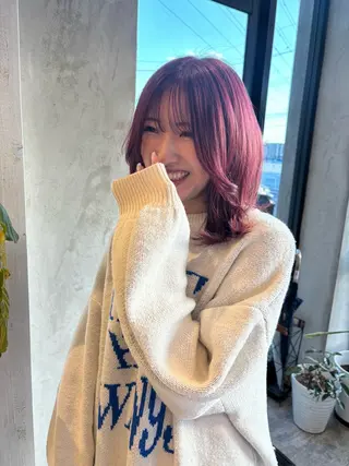 セミロング カラー mata-L23 かのんのヘアスタイル