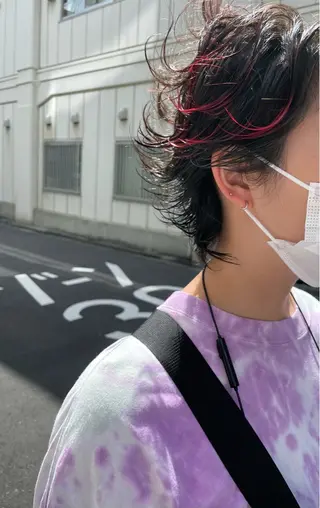 ショート カラー 渡邉 琢也のヘアスタイル