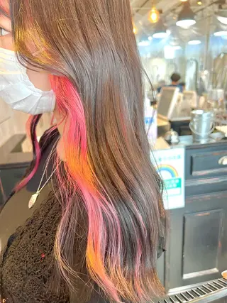 セミロング カラー ヘアアレンジ ネイル 🌈インナーカラー ‘ショウマ’🌈のヘアスタイル