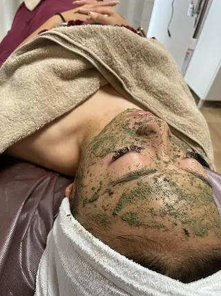 ビューティーサロン B.glossyのネイルデザイン