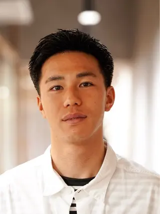 ショート メンズ 東 峻平のヘアスタイル