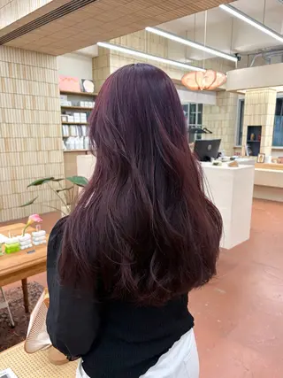 ロング カラー 山内 瑠莉のヘアスタイル