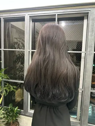 ロング レイヤーカット‎🤍 /ともえ🤎🧸のヘアスタイル