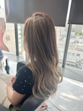 ロング カラー SALOWIN栄 高須大貴のヘアスタイル