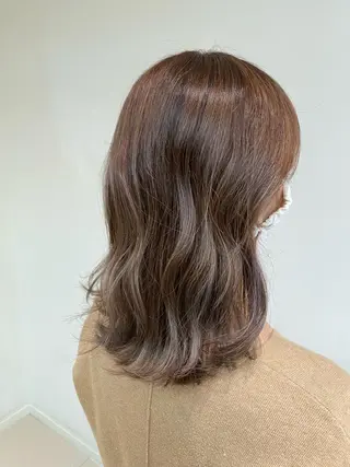 セミロング カラー 木村 詩渚のヘアスタイル