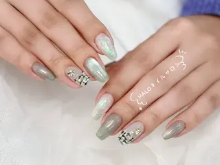ネイル HALOネイルサロン YIYIのネイルデザイン