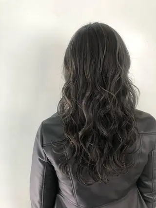セミロング カラー ベイリコルド　アトリ 店長　宮城一真のヘアスタイル