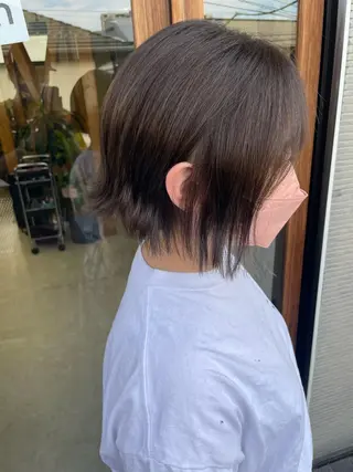 ショート カラー 平田 怜のヘアスタイル