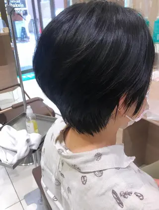 ショート 高秀 百希のヘアスタイル
