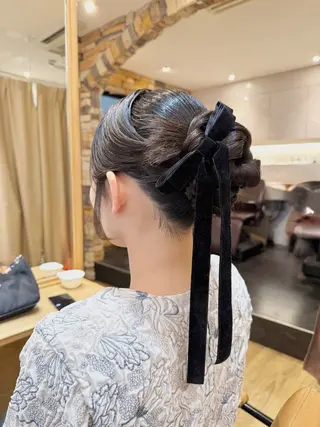 ヘアアレンジ ヘアメイク美容師 🦋サカモトレナ🦋のヘアスタイル
