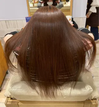 ロング 馬場智哉 白髪ぼかしハイライトのヘアスタイル