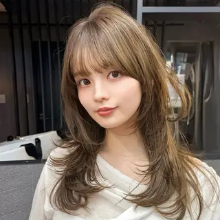 セミロング カラー レイヤー 髪質改善 ハッシュカット/新宿のヘアスタイル