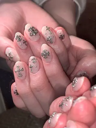 ネイル さゆり￤推しキャラ ￤ロングネイル🩷のネイルデザイン