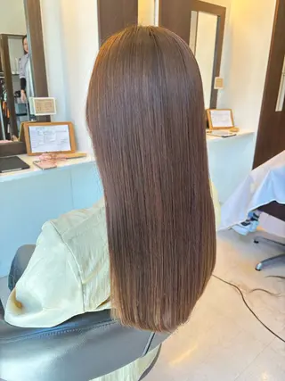 カラー 山本 詩織のヘアスタイル