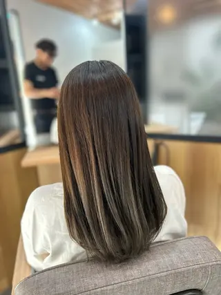 カラー 竹内 都のヘアスタイル