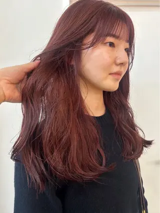 カラー AKIHO 暖色カラーのヘアスタイル