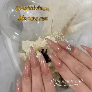 ネイル Blanche mimi.u_aのネイルデザイン