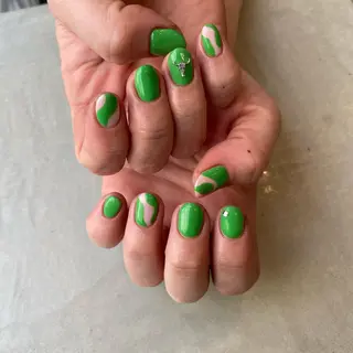 ネイル 鎌田 玲奈のネイルデザイン