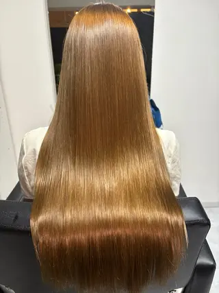 ロング kouki /髪質改善／艶カラーのヘアスタイル