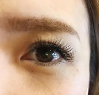 マツエク・マツパ Lana. *・eye&browのマツエク・マツパデザイン