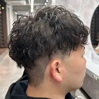 パーマ メンズ メンズパーマ🔵 ブリーチ✨原田慎也のヘアスタイル