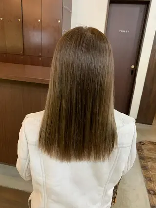 セミロング Emma ecole所属・Emma ecole /栄/RIOのヘアスタイル