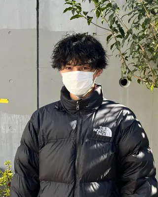 ショート パーマ メンズ 宮崎 恵多のヘアスタイル