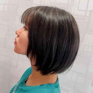 ミディアム 三原 友美のヘアスタイル