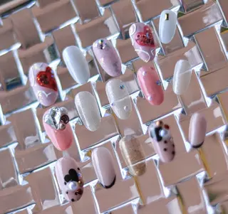 ネイル Nail Atelier B.のネイルデザイン