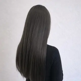 ロング カラー 佐藤 舞のヘアスタイル