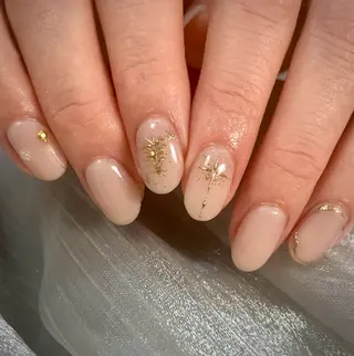 ネイル かおる KAORUのネイルデザイン